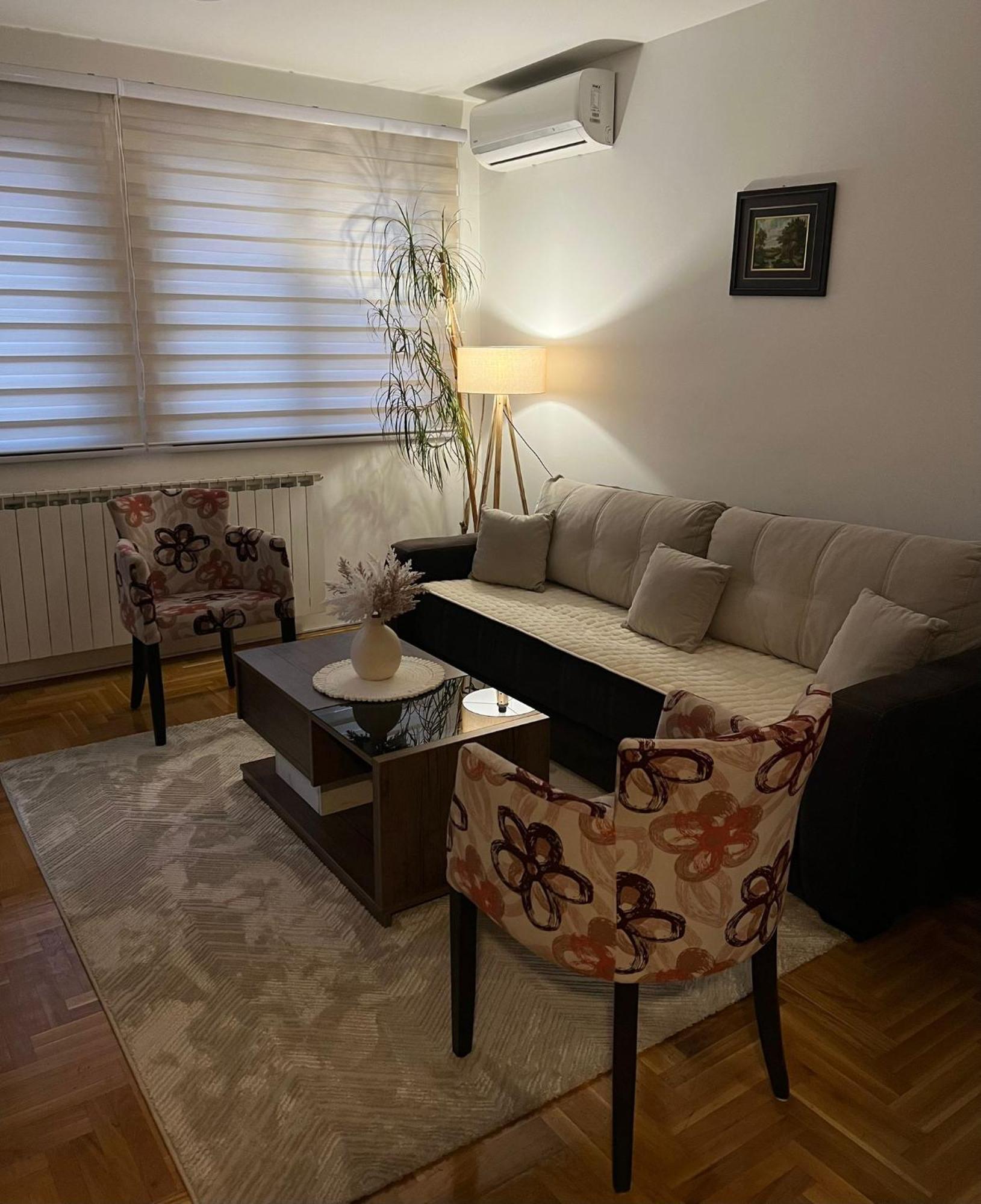 Apartman Manja Lukavica Kültér fotó